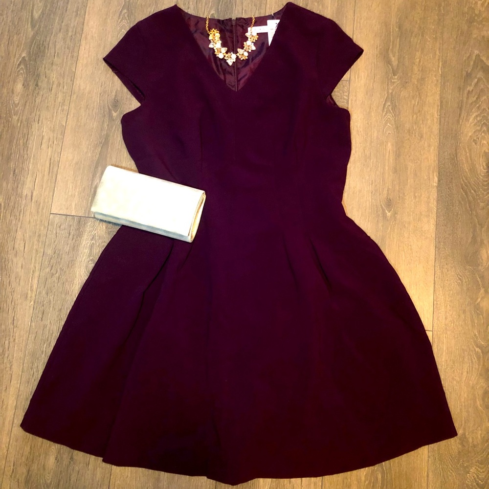Ricki’s Burgundy V-neck Zip Up Dress US 14